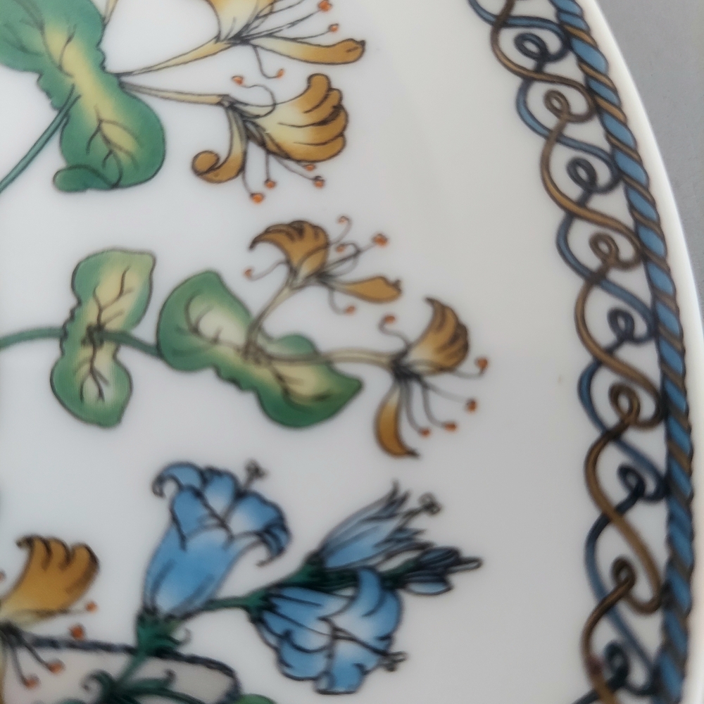 Hutschenreuther Nightingale Month Of June Decorative Plate - Picture 6 of 6